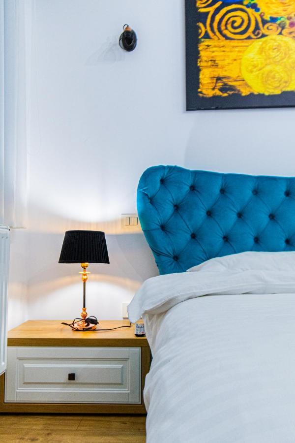 Lighthouse Central Apt With Unique Views Of The Fortress, Free Parking, 5 Min By Car From The Old Town Apartment บราชอฟ ภายนอก รูปภาพ